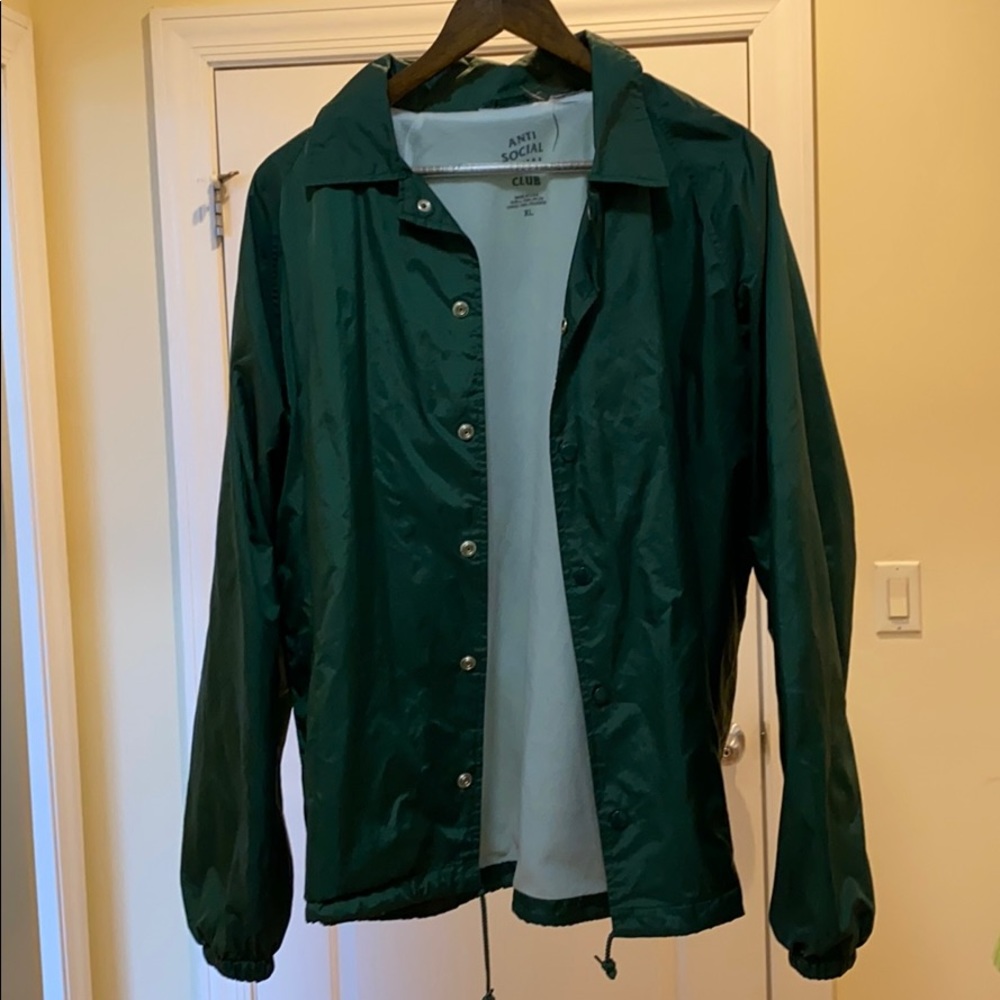 A army green rain jacket